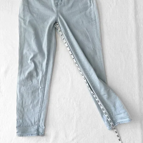 Madewell "The Mom Jean" Light Wash - Size 25 (0, 2, XS) (Like New) - Picture 7 of 9